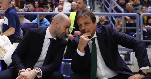 字母哥进攻犯规多？土耳其和希腊主帅玩起心理战