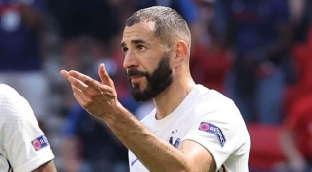 1624125755159036520.jpg Karim-Benzema-BLeus-670x370.jpg